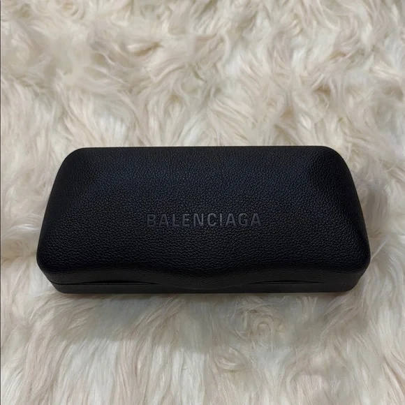 Balenciaga Tortoise Shell Sunglasses in Black Case Balenciaga BB0097S Tortoise Prescription Sunglasses main image 3
